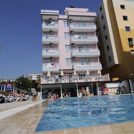 קוסדסי Altinbas Apart Hotel מראה חיצוני תמונה