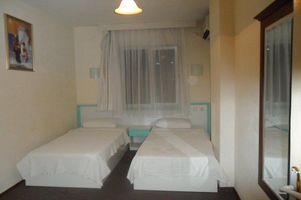 קוסדסי Altinbas Apart Hotel מראה חיצוני תמונה