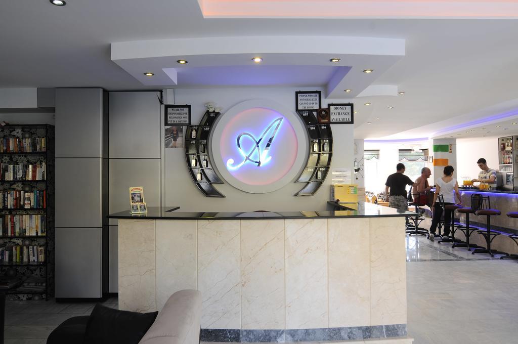 קוסדסי Altinbas Apart Hotel מראה חיצוני תמונה