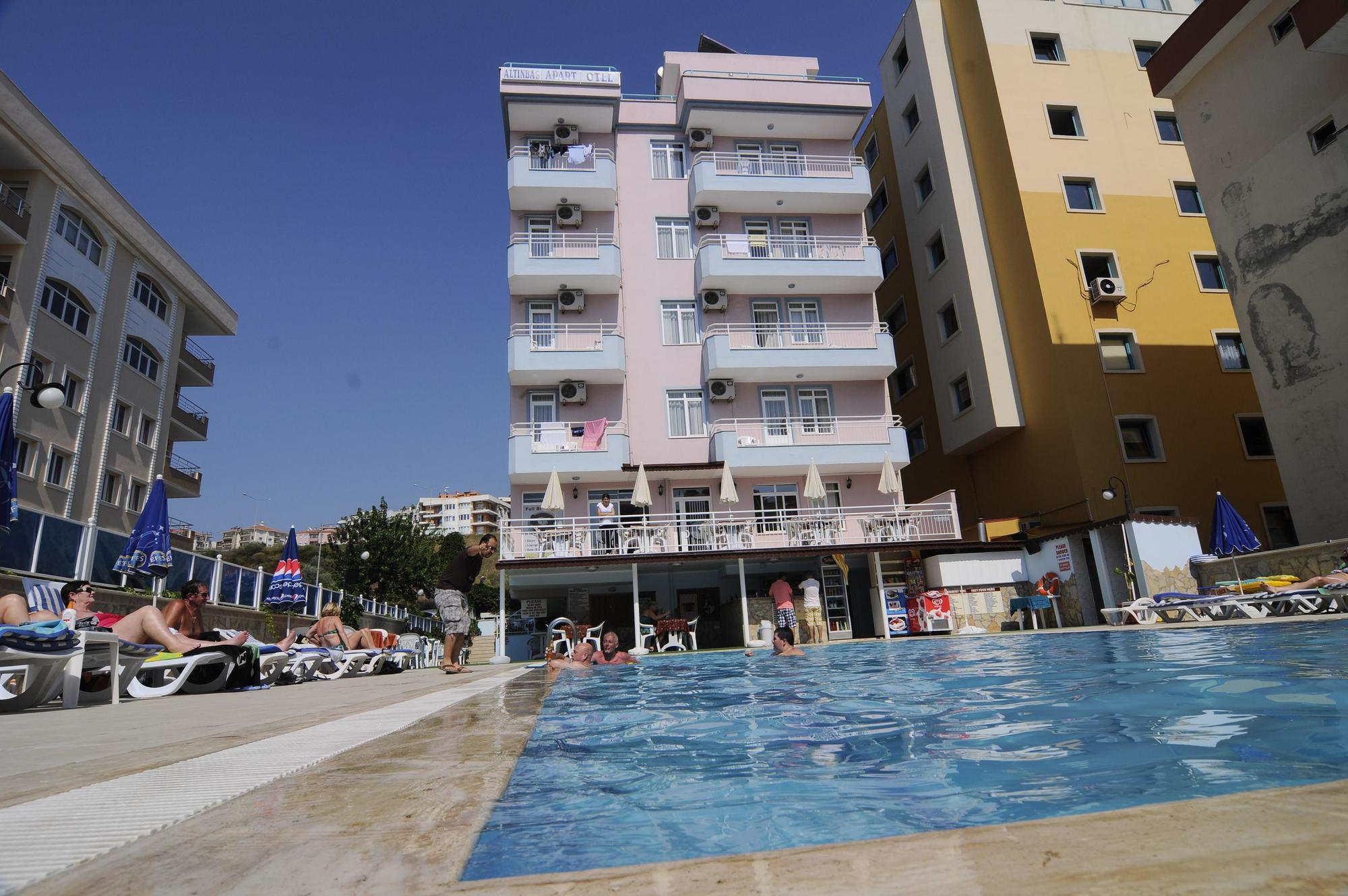קוסדסי Altinbas Apart Hotel מראה חיצוני תמונה